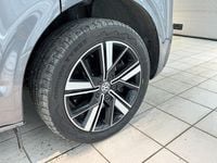 Begagnad VW Multivan Highline 199 HK (146 kW) 2021 Grå Van