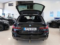 begagnad BMW 320 d xDrive Kombi M Sport GPS Drag B-Kam Värm Läder 19" 2022, Kombi