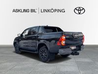 begagnad Toyota HiLux 2,8 Aut Invincible JBL Sportbar El Rollcover