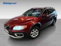 Begagnad Volvo XC70 Summum 165 HK (121 kW) 2011 Röd Kombi