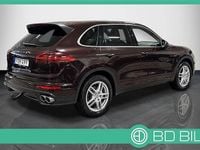 Begagnad Porsche Cayenne S Chrono 385 HK (283 kW) 2015 Mörkbrun SUV