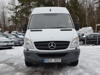 begagnad Mercedes Sprinter 316 CDI Skåpbil Euro 5 Drag Ny Servad