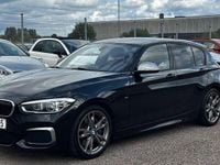 Begagnad BMW M135 326 HK (239 kW) 2016 Svart Halvkombi