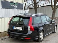 Begagnad Volvo V50 R-Design 136 HK (100 kW) 2007 Svart Kombi