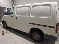 Begagnad Toyota HiAce 102 HK (75 kW) 2004 Minibuss
