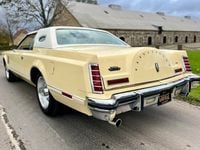 Begagnad Lincoln Continental 209 HK (153 kW) 1978 Cream Sportkupé
