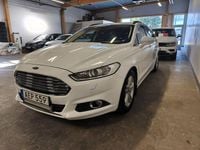 Begagnad Ford Mondeo Trend 160 HK (117 kW) 2016 Vit Kombi