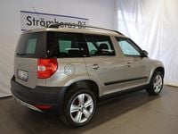 Begagnad Skoda Yeti 110 HK (80 kW) 2010 Ljusbrun SUV