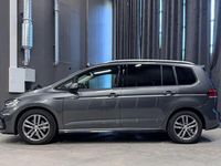 Begagnad VW Touran 150 HK (110 kW) 2019 Mörkgrå (grå) Minibuss