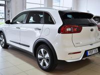 Begagnad Kia Niro Advance 141 HK (103 kW) 2018 Vit SUV