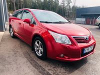 begagnad Toyota Avensis Kombi 2.0 D-4D 7/Dragkrok/MKT FIN