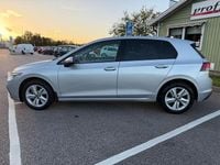 Begagnad VW Golf VIII 110 HK (80 kW) 2020 Silver Halvkombi