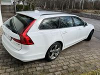 begagnad Volvo V90 D4 AWD