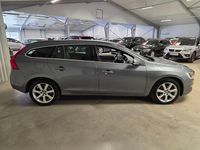 Begagnad Volvo V60 Momentum 190 HK (139 kW) 2018 Grå Kombi