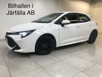 Begagnad Toyota Corolla Hybrid Active 122 HK (89 kW) 2022 Vit Halvkombi
