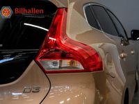 Begagnad Volvo V40 Momentum 150 HK (110 kW) 2012 Brun Halvkombi
