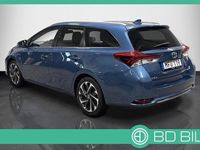 Begagnad Toyota Auris Touring Sports Active 136 HK (100 kW) 2015 Blå Kombi