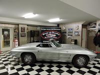 Begagnad Chevrolet Corvette Stingray 301 HK (221 kW) 1963 Gråmetallic Cab