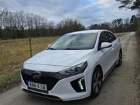 Begagnad Hyundai Ioniq 88 kW (120 HK) 2019 Halvkombi