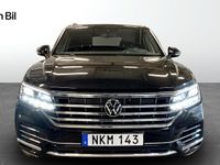 begagnad VW Touareg TDI286 V6 Innovation Panorama Drag P-värm 2021, SUV
