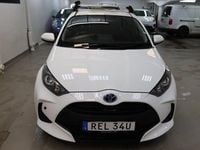 Begagnad Toyota Yaris Hybrid 116 HK (85 kW) 2021 Vit Halvkombi