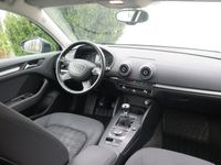 begagnad Audi A3 Sportback 1.6 TDI ultra Attraction, Comfort Euro 5