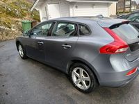 begagnad Volvo V40 T2 Kinetic 236hk