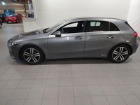 Begagnad Mercedes A180 Edition 136 HK (100 kW) 2020 Mörkgrå Halvkombi