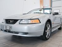 Begagnad Ford Mustang 200 HK (147 kW) 2002 Silver Cab