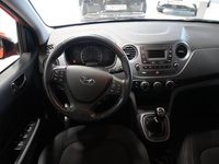 Begagnad Hyundai i10 67 HK (49 kW) 2018 Röd Halvkombi