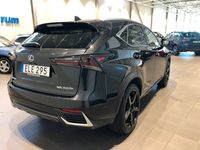 begagnad Lexus NX300h AWD 2.5 AWD E-CVT Euro 6 2018, SUV