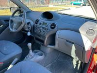 begagnad Toyota Yaris 5-dörrar 1.0 VVT-i 68hk