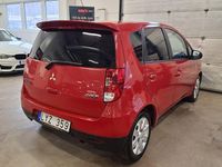 Begagnad Mitsubishi Colt 95 HK (69 kW) 2012 Röd Halvkombi