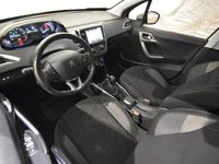 begagnad Peugeot 2008 1.2 VTi DRAG PDC NAVI EUR6 16" 2017, SUV