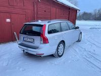 Begagnad Volvo V50 180 HK (132 kW) 2008 Silver Kombi