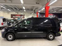 Begagnad VW Caddy Maxi 102 HK (75 kW) 2017 Svart Minibuss