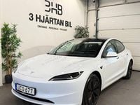 Begagnad Tesla Model 3 Standard Range 221 kW (301 HK) 2024 Vit Sedan