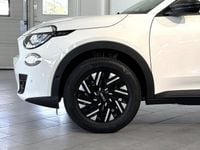 Begagnad Fiat 600 Lounge 101 HK (74 kW) 2023 Vit Halvkombi