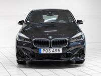 begagnad BMW 220 225xe iPerformance M-Sport Läder Navi Pro Head-Up 2019, Minibuss