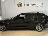 begagnad BMW 328 330e xDrive Touring Nav Fartpilot HiFi Sportstol Drag 2023, Kombi