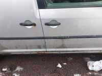 Begagnad VW Caddy 105 HK (77 kW) 2009 Minibuss