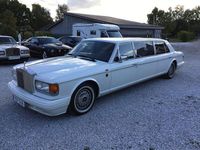 Begagnad Rolls Royce Silver Spur 218 HK (160 kW) 1991 Vit pärlemor Sedan