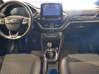 begagnad Ford Fiesta Active 1.0T 100hk B&O Stereo Adaptivfarthållare V-hjul