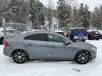 begagnad Volvo S60 D2 120hk Momentum Dragkrok Välservad Välvårdad