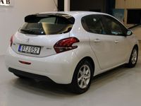 begagnad Peugeot 208 5-dörrar 1.2 VTi Lågmil Välvårdad Automat