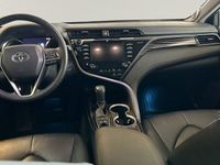 begagnad Toyota Camry Hybrid 2020, Sedan