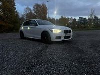 begagnad BMW 120 d xDrive 5-dörrars M Sport Euro 5