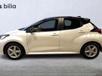 Begagnad Toyota Yaris Hybrid 92 HK (67 kW) 2024 Vit Halvkombi