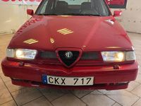 Begagnad Alfa Romeo 155 186 HK (136 kW) 1994 Röd Sedan