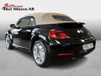Begagnad VW Beetle Cabriolet 105 HK (77 kW) 2016 Svart Cab